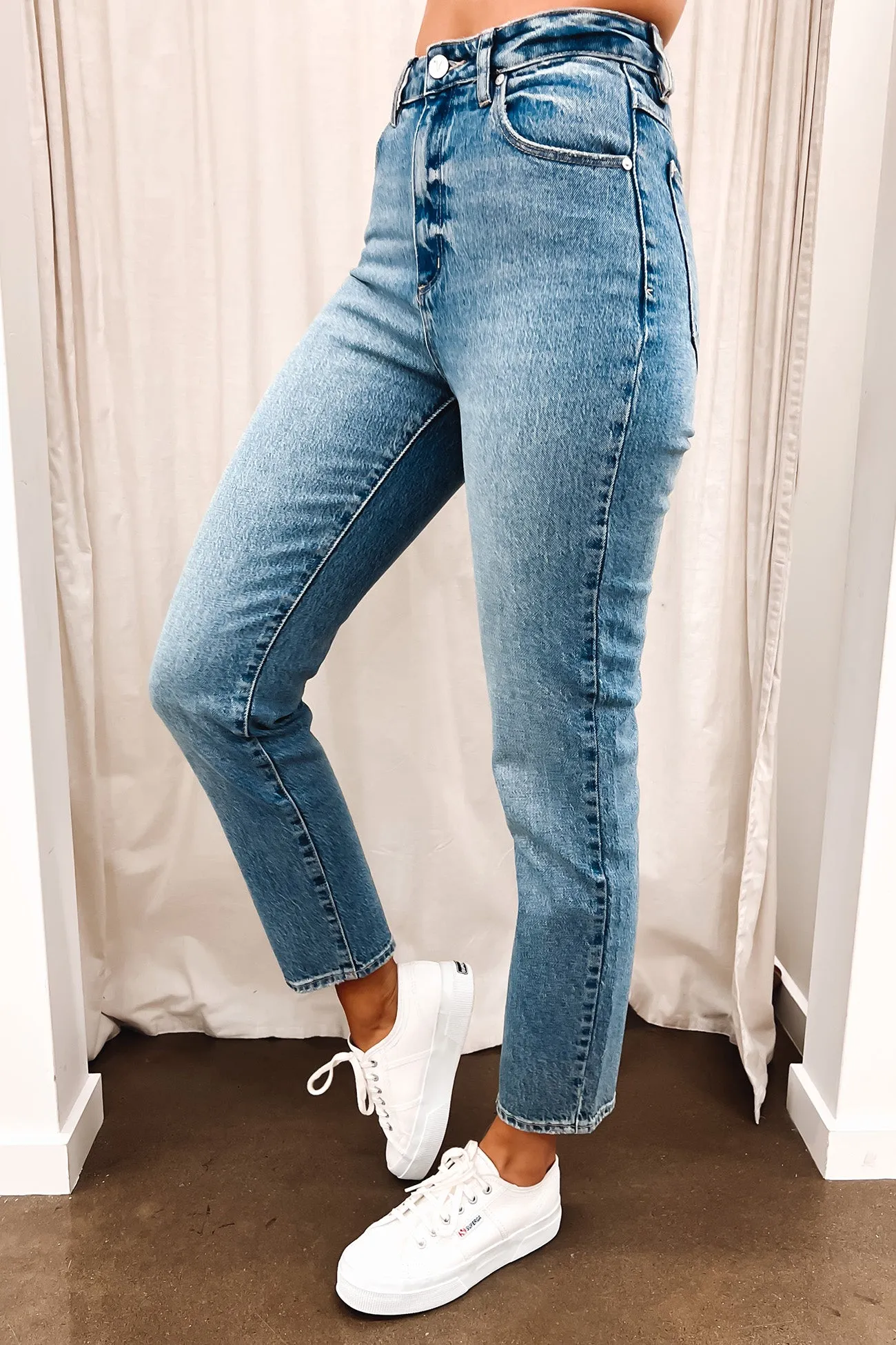 A 94 High Slim Jean Lizzie Y2K