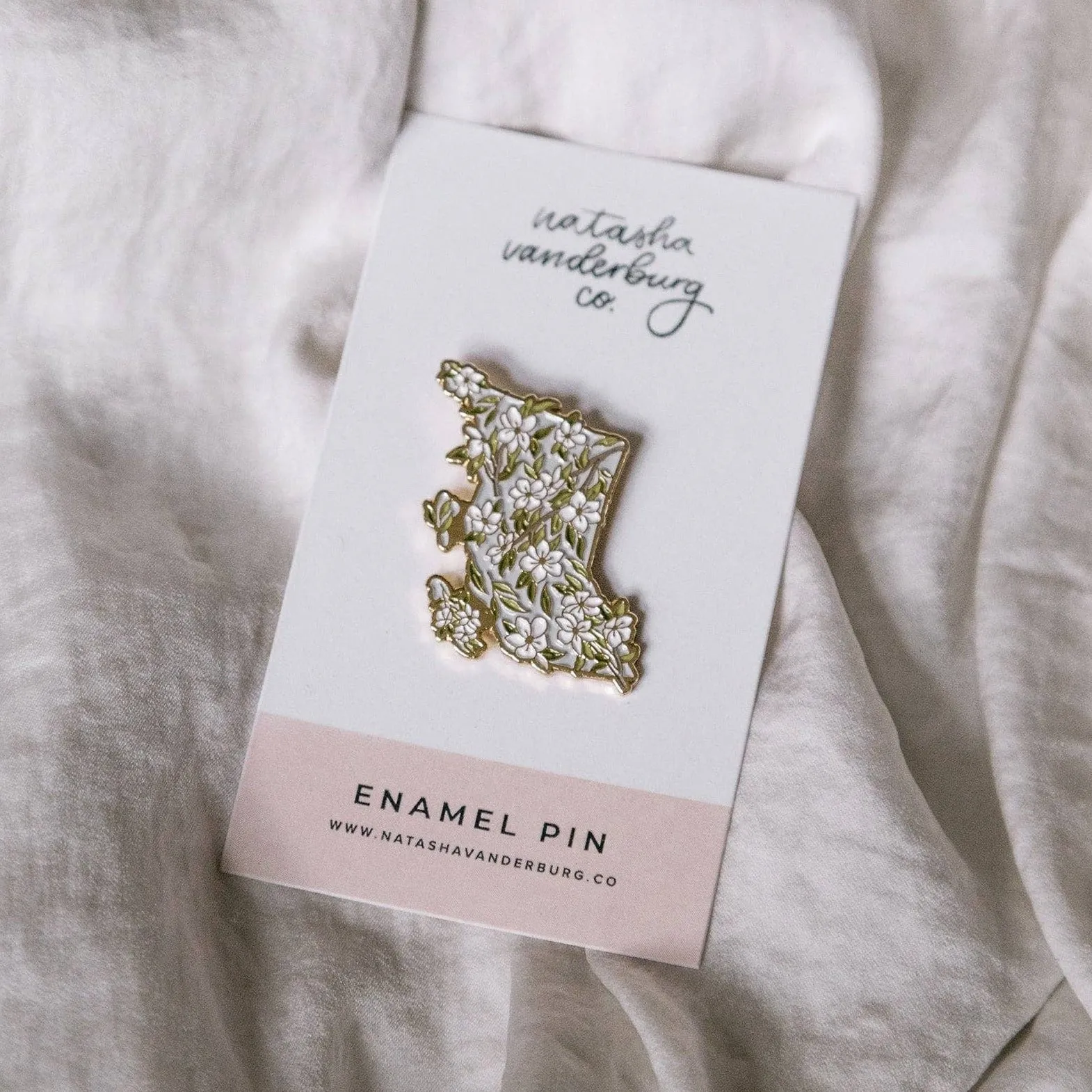 British Columbia Dogwood | Enamel Pin