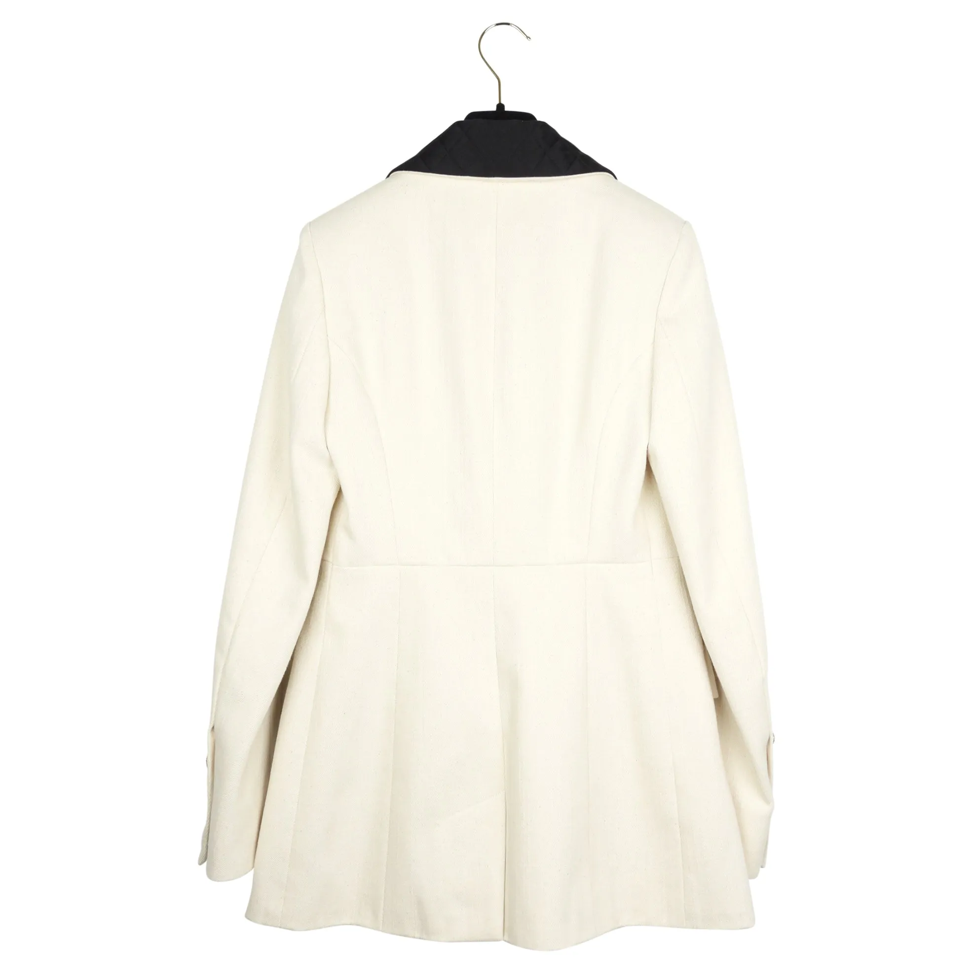 Chanel 21S Ecru Cotton Jacket with Elegant Silk Satin Bow Accents - Size FR38