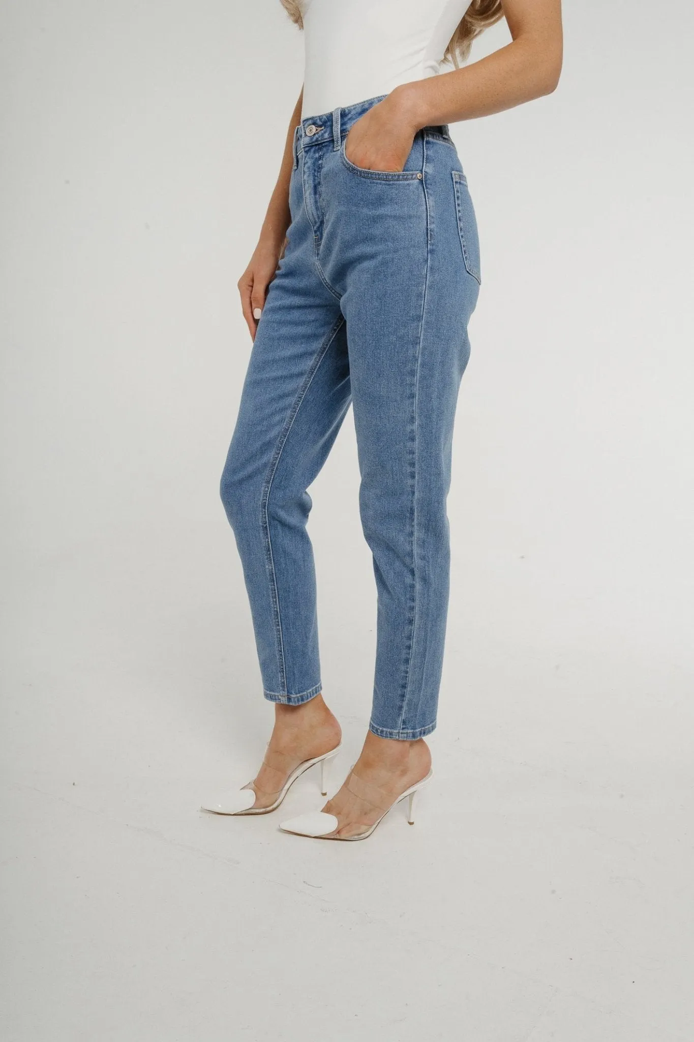 Cindy High Waist Mom Jean In Mid Wash