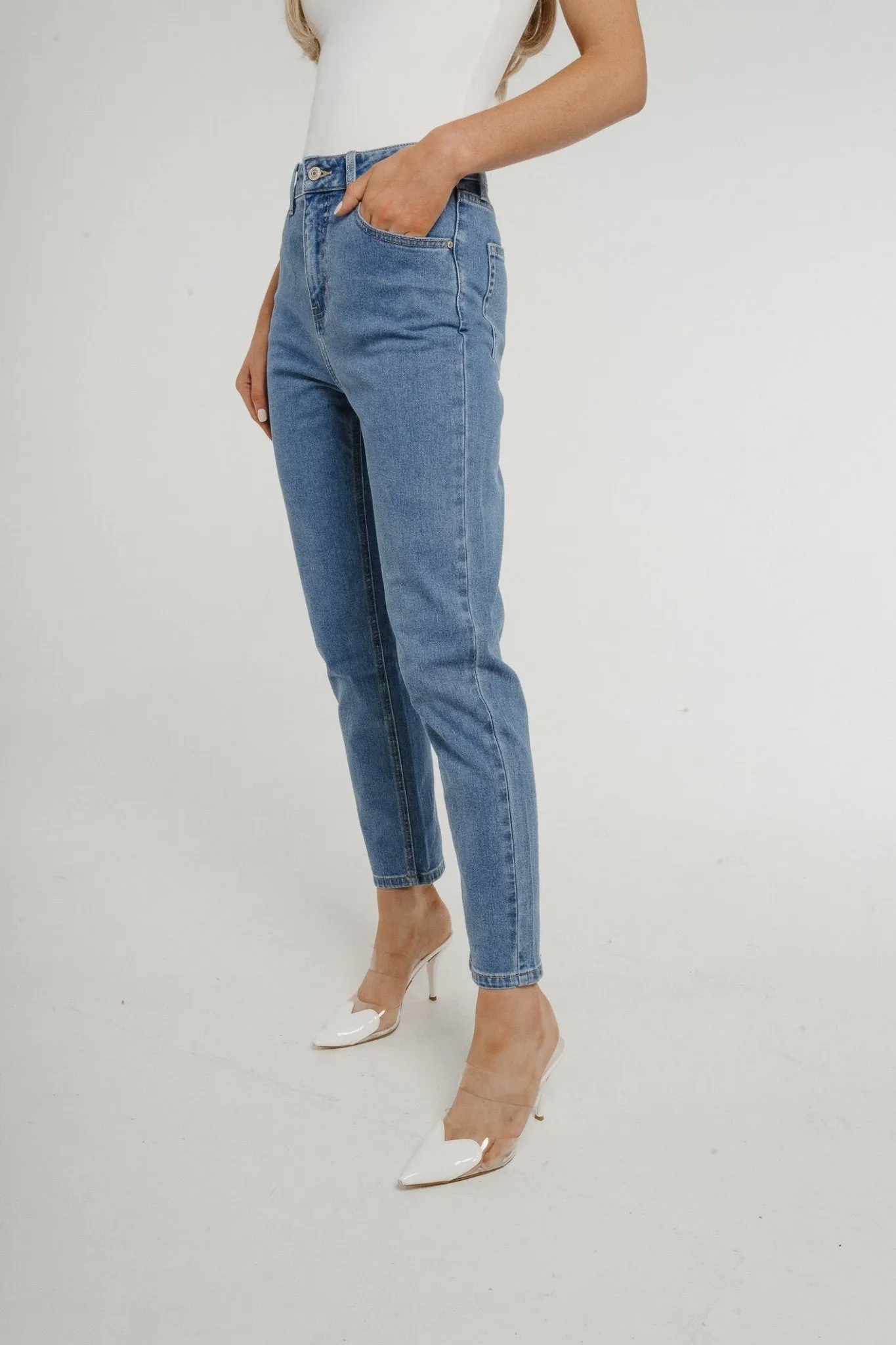 Cindy High Waist Mom Jean In Mid Wash