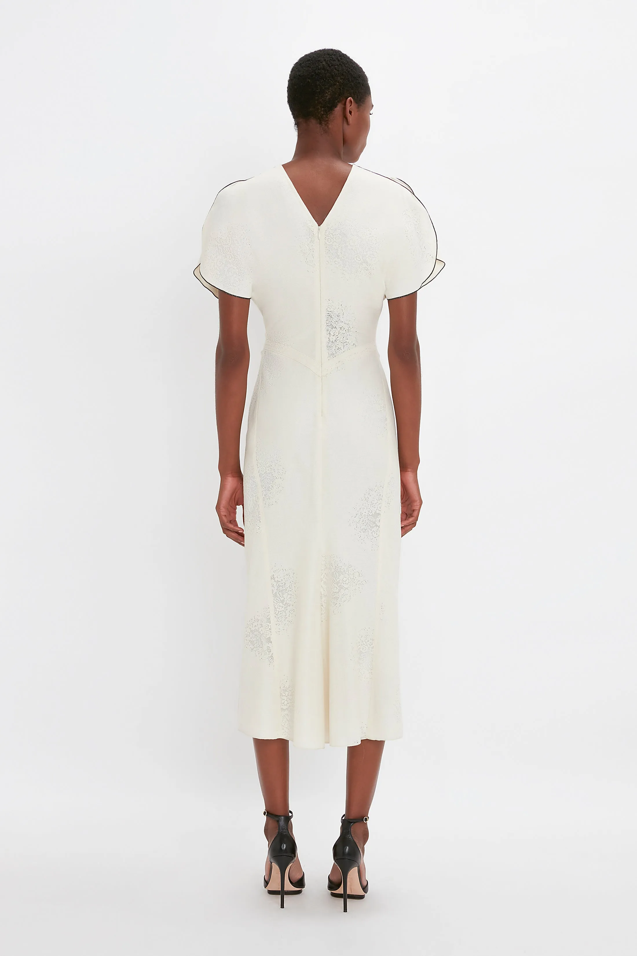 Gathered Waist Midi Dress In Cream