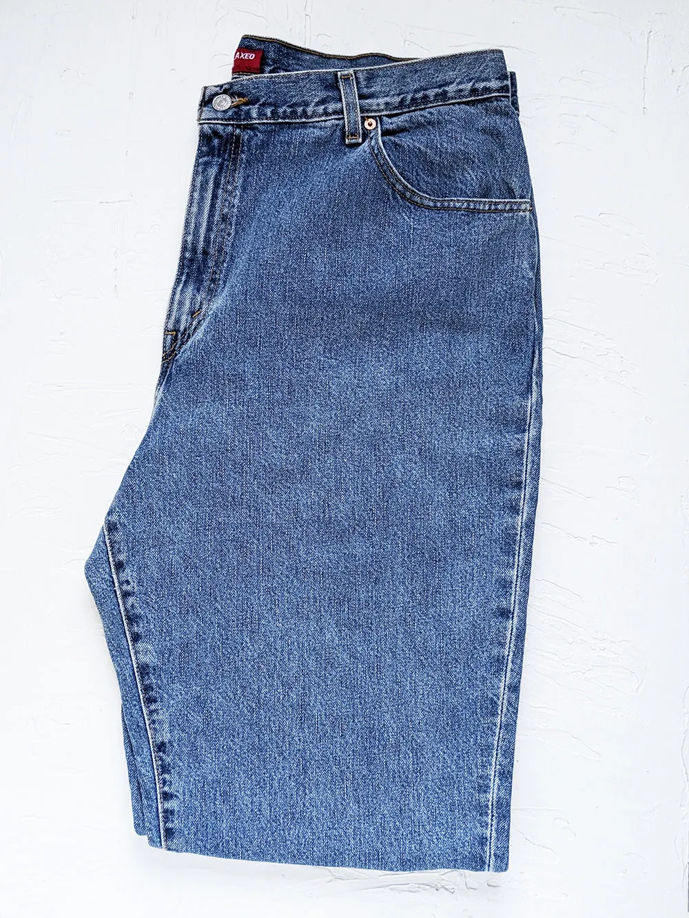 LEVIS 550s Medium Wash Jeans