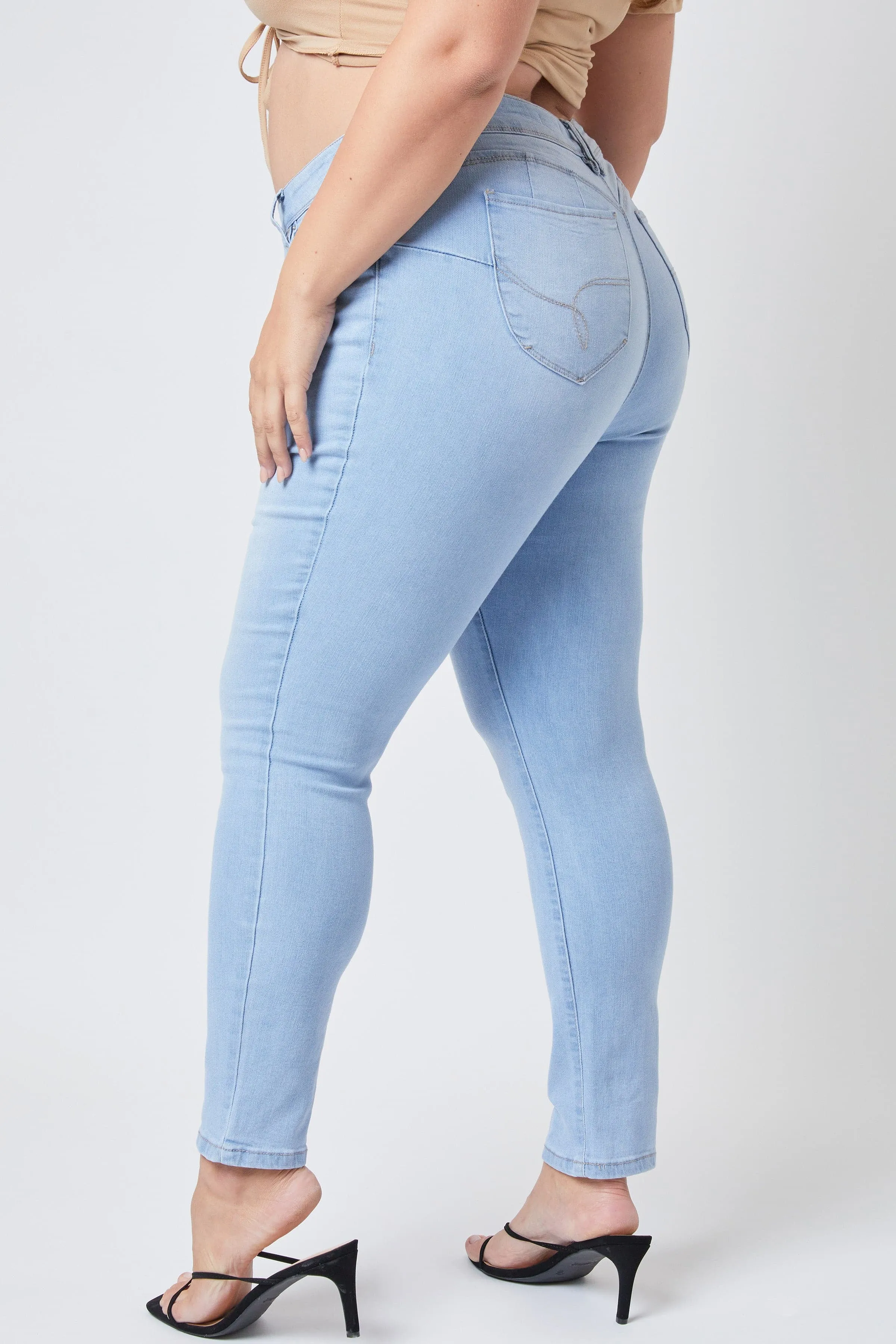 Plus Size Women's Sustainable WannaBettaButt Skinny Jeans