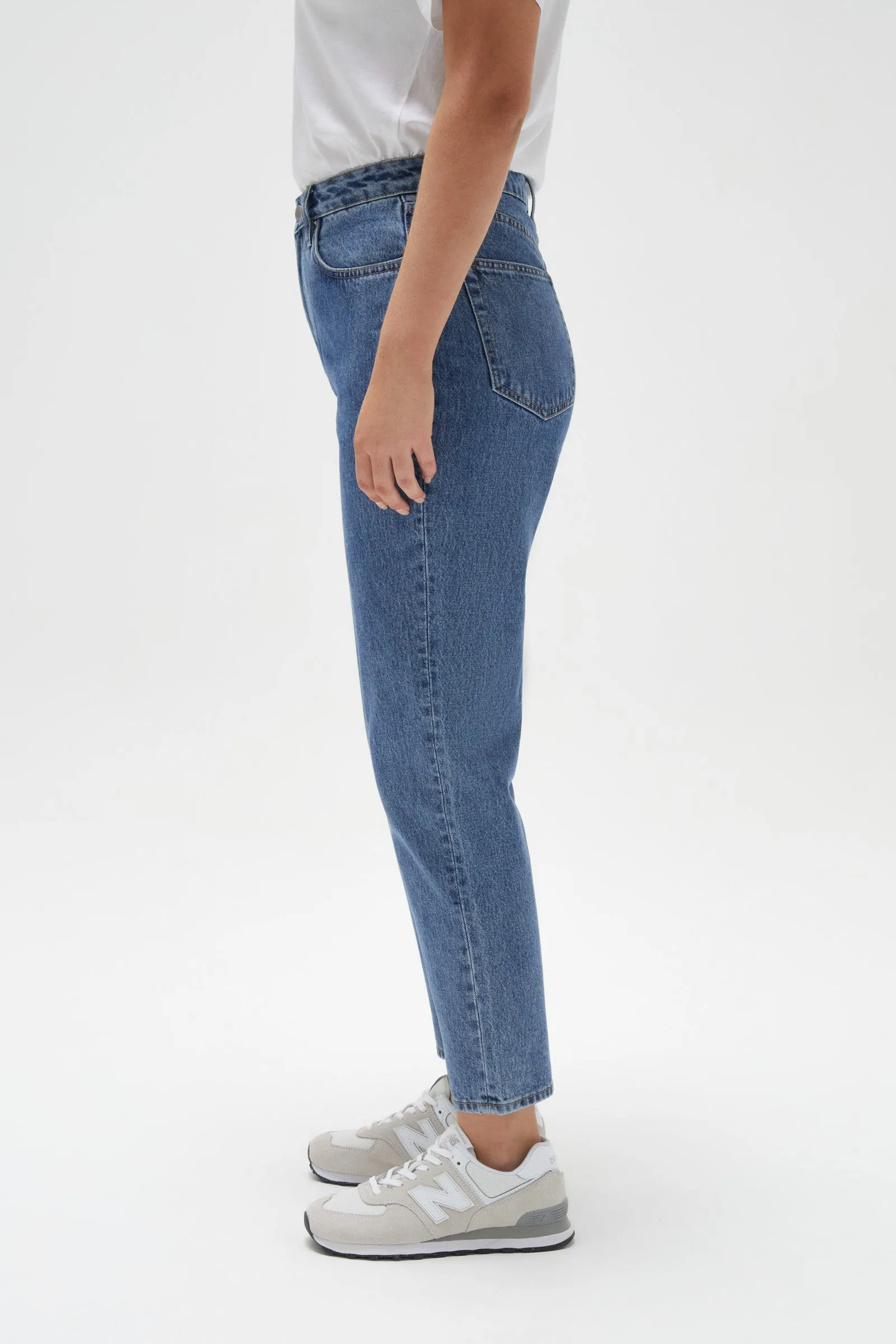 Signature Slim Jean