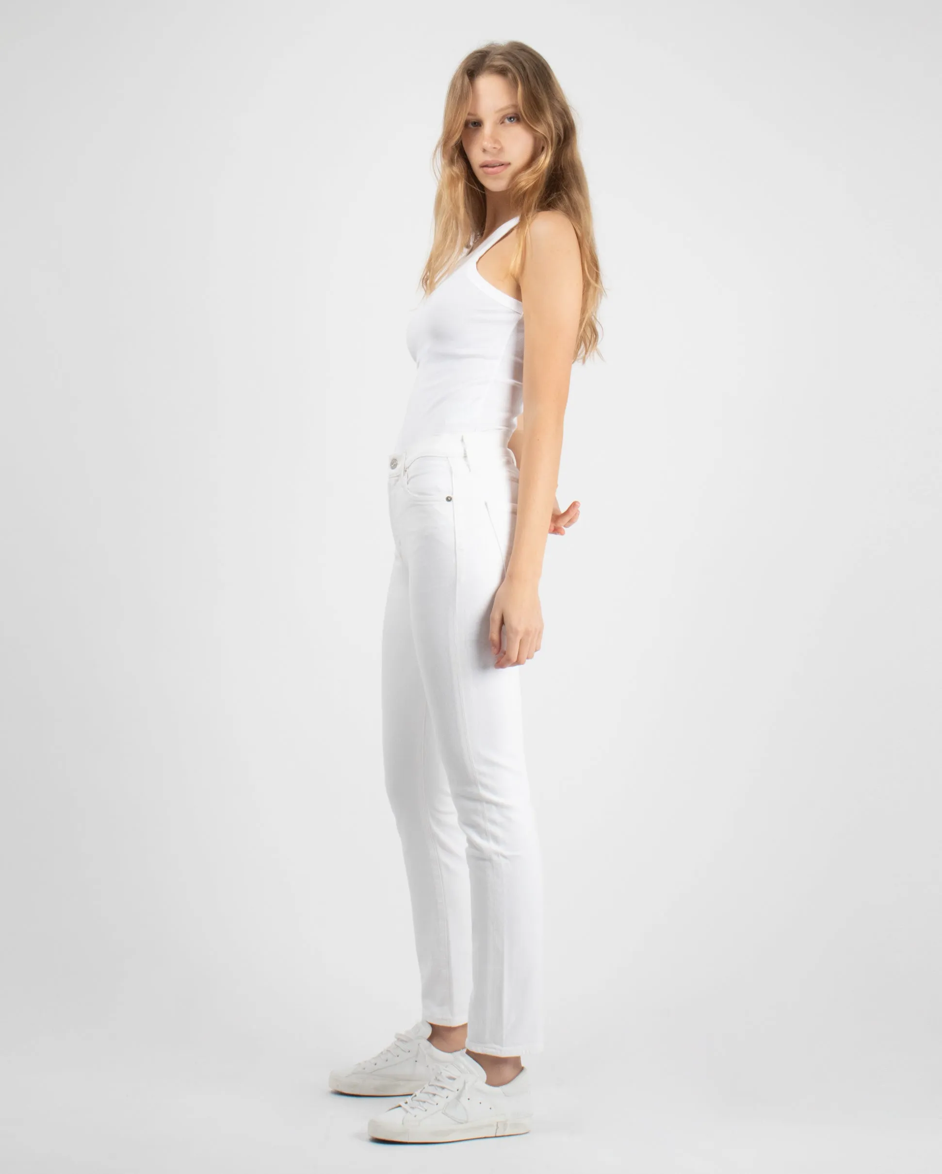 SKYLA MID RISE SLIM STRAIGHT / SWAN