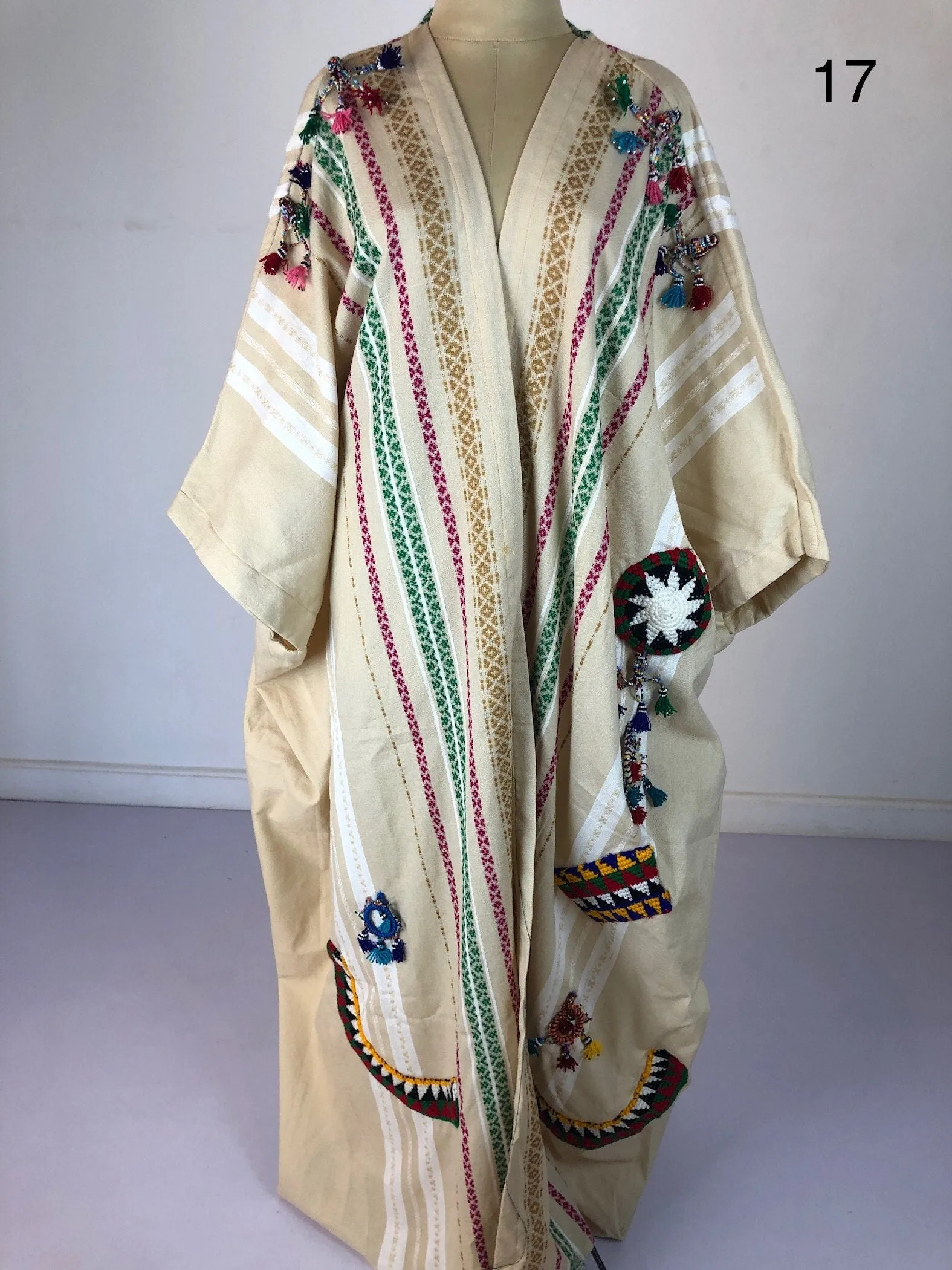 White Abaya, Hand loomed Kimono, Wool Abaya, Winter Kimono, Wool kimono, Oriental Kimono, Handmade abaya, Embroidered Abaya, Dressy Kimono